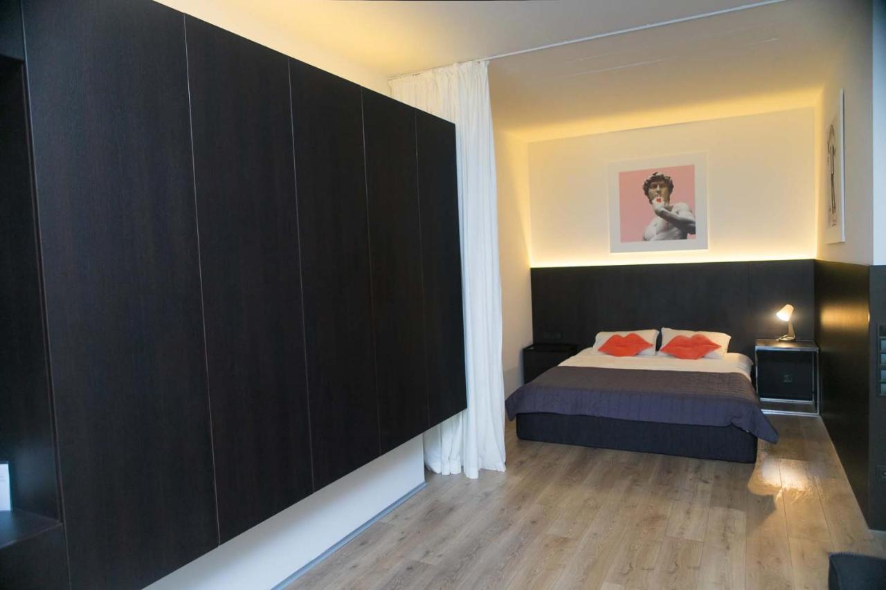 Stylish 1 Bedroom Studio Near Most City Dnipro Exterior photo